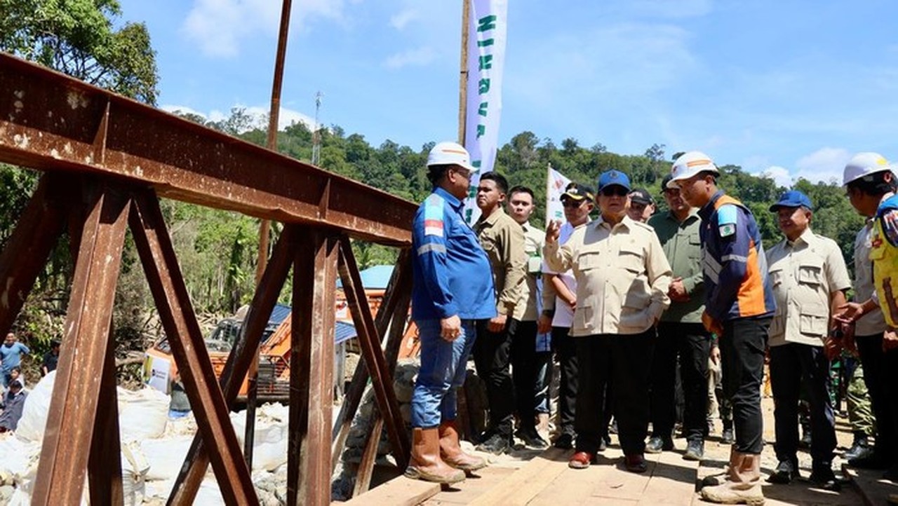 Presiden Prabowo dan Mendagri Tinjau Pembangunan Infrastruktur Vital di Tapanuli Selatan