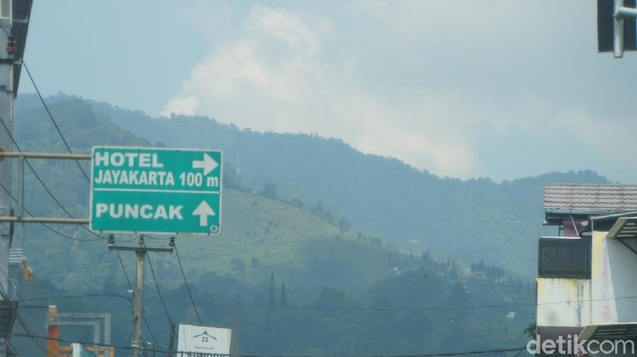 Car Free Night Malam Tahun Baru di Puncak Bogor, Warga Diimbau Datang Sebelum Pukul 18.00 WIB Car Free Night Malam Tahun Baru di Puncak Bogor, Warga Diimbau Datang Sebelum Pukul 18.00 WIB