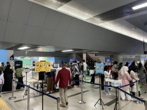 Warga Jakarta Sambut Tahun Baru dengan Tarif MRT Rp 1, Nikmati Perjalanan Keluarga