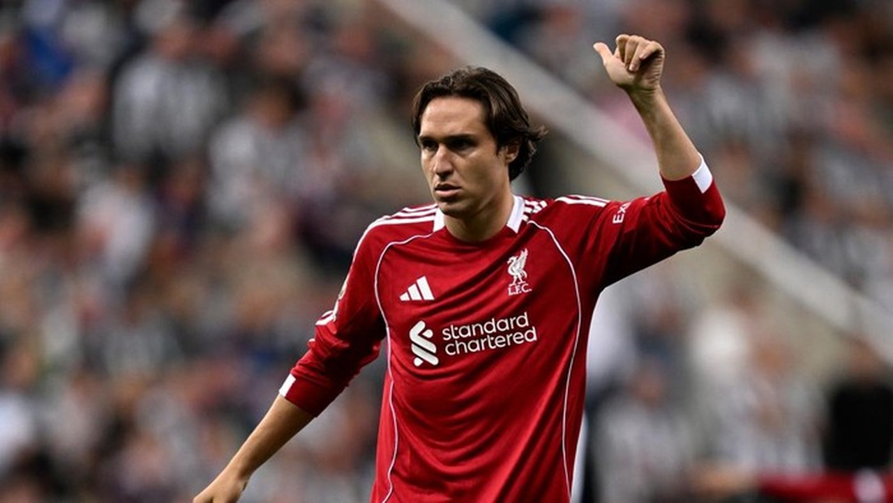 Liverpool dan Juventus Belum Buka Negosiasi Transfer Federico Chiesa Liverpool dan Juventus Belum Buka Negosiasi Transfer Federico Chiesa