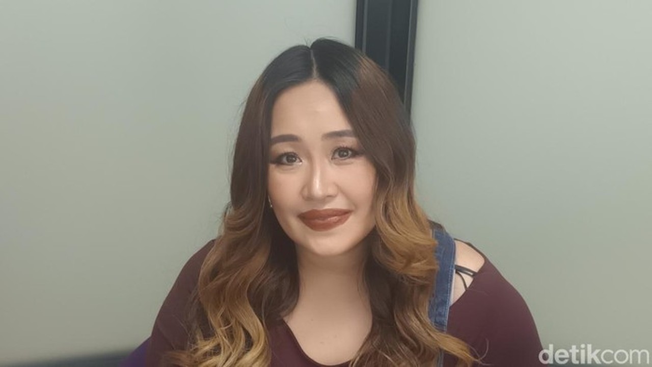 Perjuangan Pinkan Mambo: Anak Idap Lemah Otot Jantung, Berobat ke Singapura Berbuah Mukjizat Perjuangan Pinkan Mambo: Anak Idap Lemah Otot Jantung, Berobat ke Singapura Berbuah Mukjizat