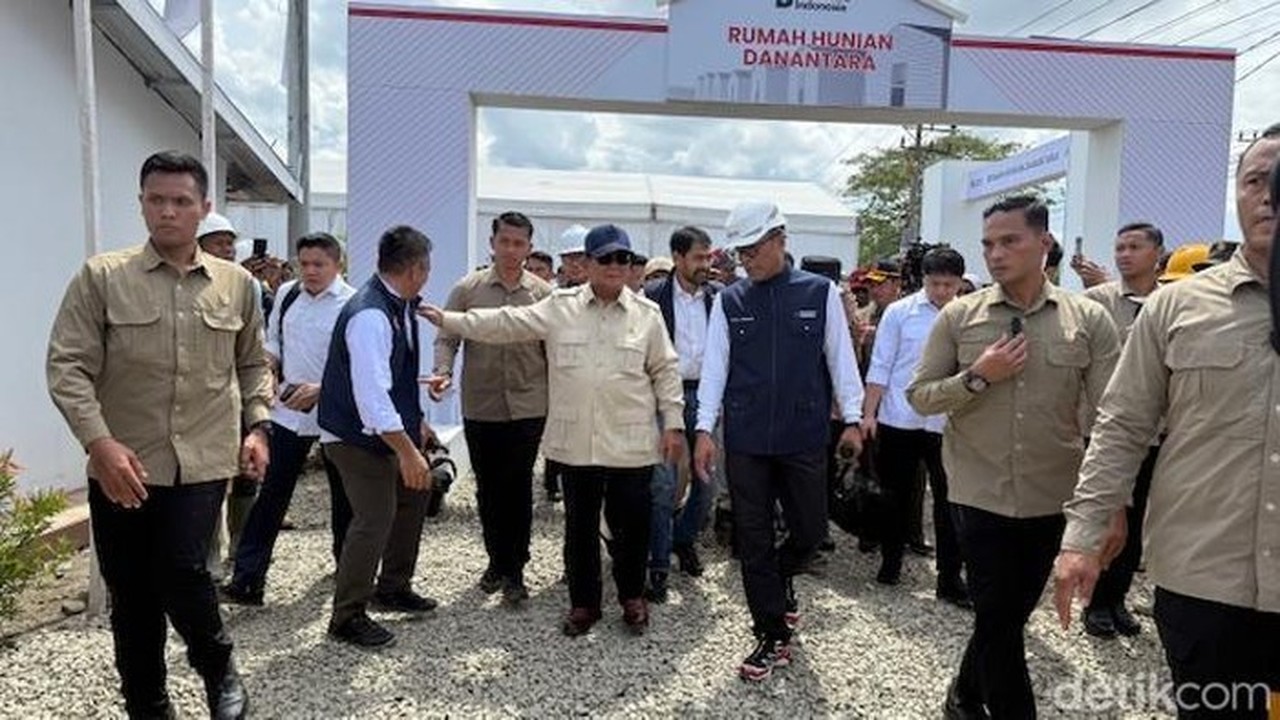 Prabowo Tinjau Hunian Danantara di Aceh Tamiang, Pastikan Pemulihan Pasca-Bencana Prabowo Tinjau Hunian Danantara di Aceh Tamiang, Pastikan Pemulihan Pasca-Bencana