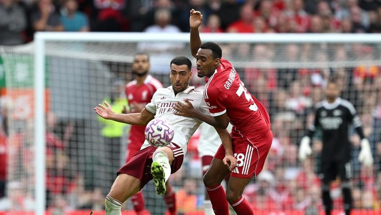 Prediksi Arsenal vs Liverpool: Harry Redknapp Yakin The Gunners Menang 3-1