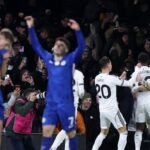 Chelsea Tumbang 1-2 di Kandang Fulham Usai Kehilangan Pemain di Babak Pertama