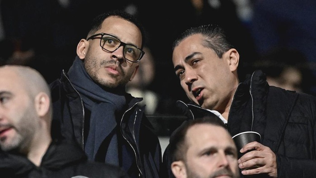 Liam Rosenior Hadapi PR Berat Benahi Chelsea yang Terpuruk di Liga Inggris Liam Rosenior Hadapi PR Berat Benahi Chelsea yang Terpuruk di Liga Inggris