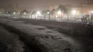 Badai Salju Landa Eropa, Kemlu Pastikan Tak Ada WNI Jadi Korban