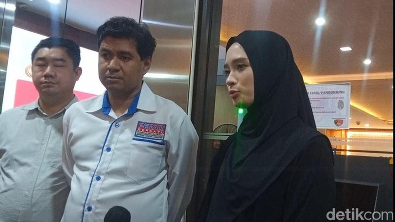 Inara Rusli Ungkap Kesulitan Berdamai dengan Istri Suami, Komunikasi Terputus