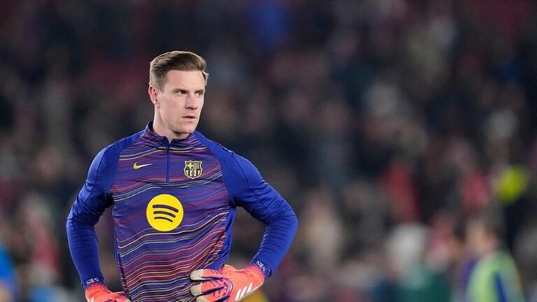Ter Stegen Kembali Cedera, Barcelona Tegaskan Komitmen Pertahankan Sang Kapten Ter Stegen Kembali Cedera, Barcelona Tegaskan Komitmen Pertahankan Sang Kapten