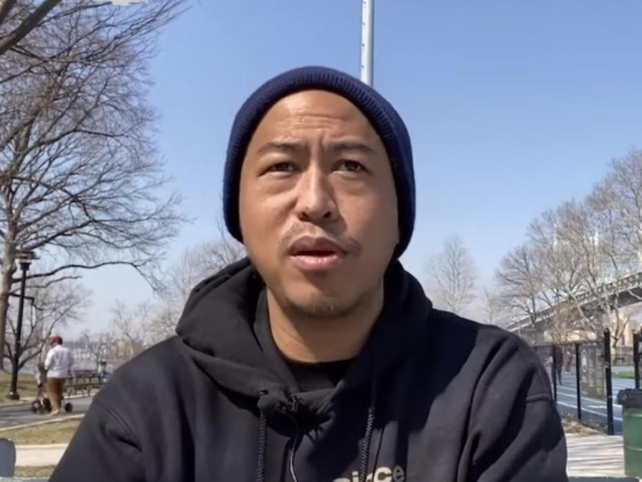 Pandji Pragiwaksono Beredar di New York, Akui Baik-baik Saja Usai Dihujat Materi “Mens Rea”