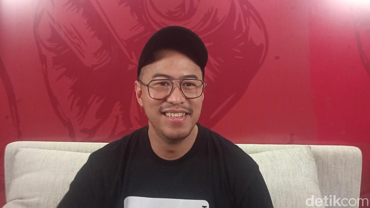 Komika Pandji Pragiwaksono Dilaporkan ke Polda Metro Jaya Atas Dugaan Penistaan Agama