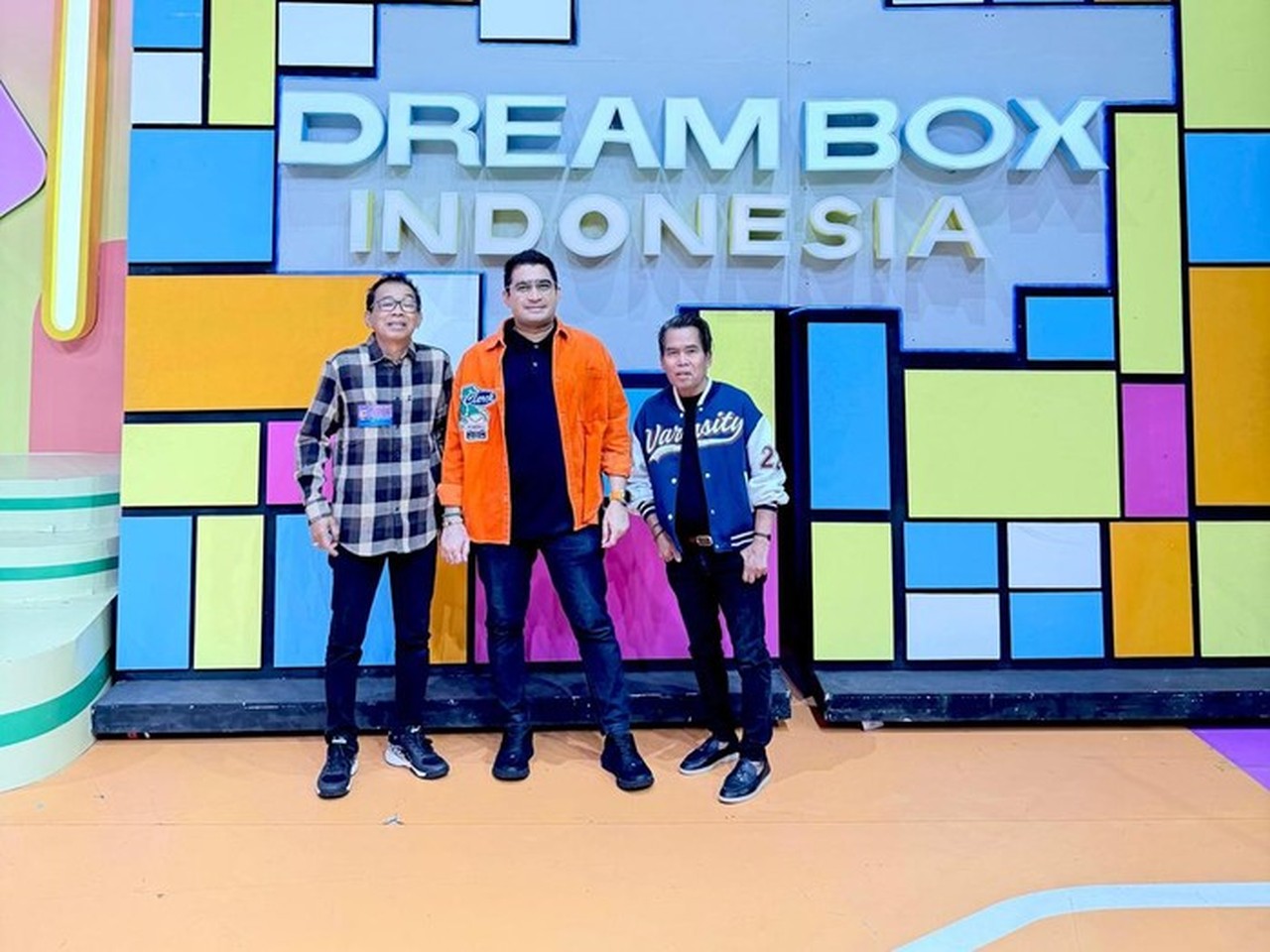 Syarief Khan Kembali ke Layar Kaca, Nostalgia Bersama Sahabat Lama di Program Kuis