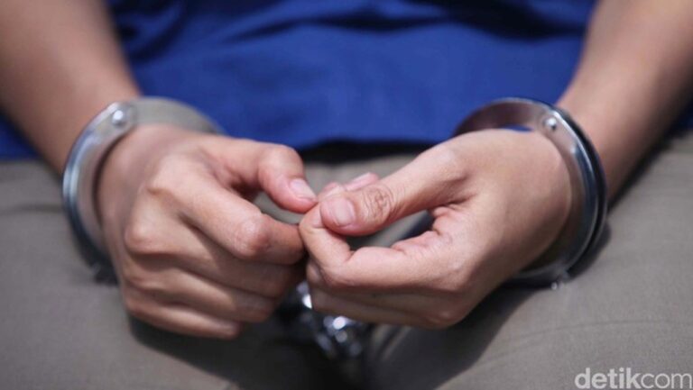 Nenek Pencuri Baju di Tanah Abang Berakhir Damai, Bayar Sebagian Barang Curian Nenek Pencuri Baju di Tanah Abang Berakhir Damai, Bayar Sebagian Barang Curian