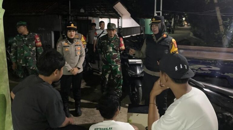Polisi Bogor Gandeng TNI, Satpol PP, dan Warga Patroli Gabungan Antisipasi Tawuran dan Balap Liar