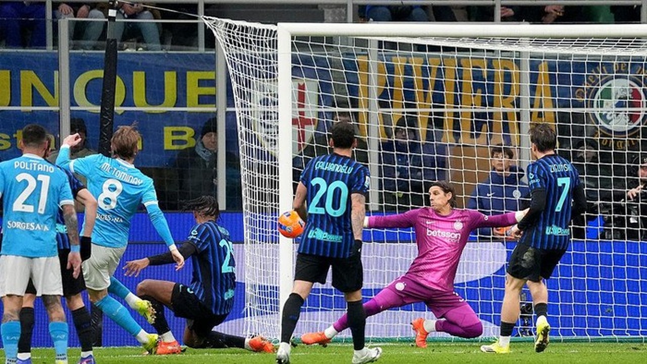 Klasemen Serie A: Inter Milan Bertahan di Puncak Usai Drama Imbang 2-2 Melawan Napoli Klasemen Serie A: Inter Milan Bertahan di Puncak Usai Drama Imbang 2-2 Melawan Napoli