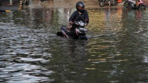Banjir Landa 5 Kecamatan di Serang Akibat Hujan Deras, 4 Rumah Rusak Parah