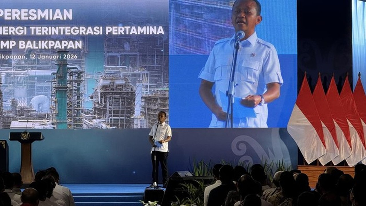 Bahlil Sebut Kebakaran Proyek RDMP Balikpapan 2024 Diduga Ada ‘Udang di Balik Batu’