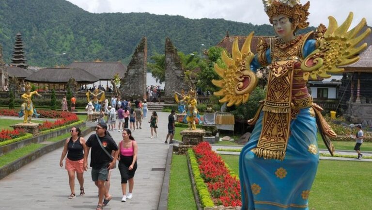 Mulai 2026, Bali Akan Periksa Rekening Tabungan Turis Asing untuk Pariwisata Berkualitas Mulai 2026, Bali Akan Periksa Rekening Tabungan Turis Asing untuk Pariwisata Berkualitas