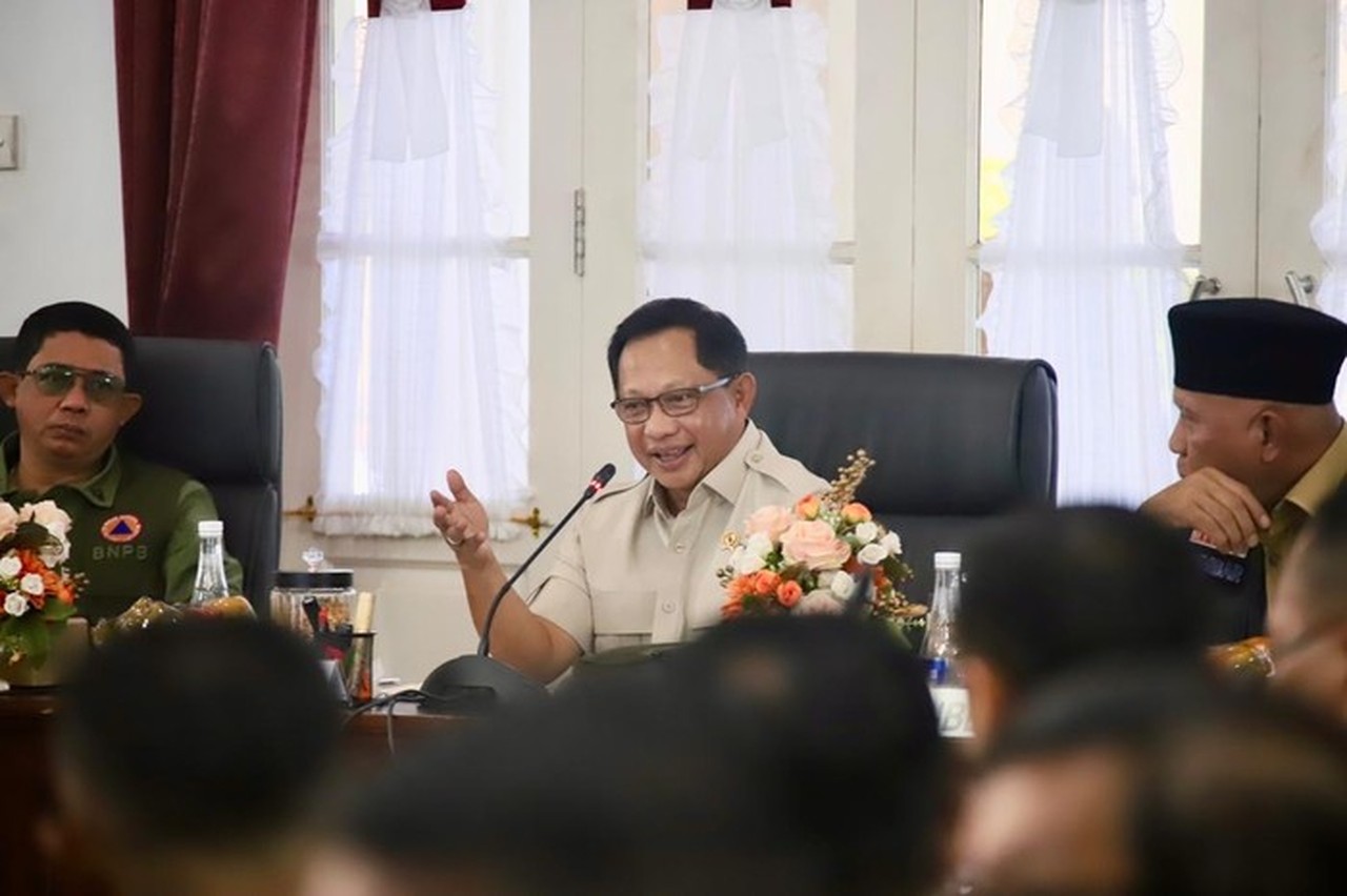 Mendagri Tito Karnavian Perkuat Strategi Percepatan Rehabilitasi Pascabencana di Sumatera Barat