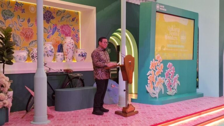 Pramono Anung Tutup Jakarta Festive Wonders 2025, Transaksi Capai Rp 15,25 Triliun Pramono Anung Tutup Jakarta Festive Wonders 2025, Transaksi Capai Rp 15,25 Triliun