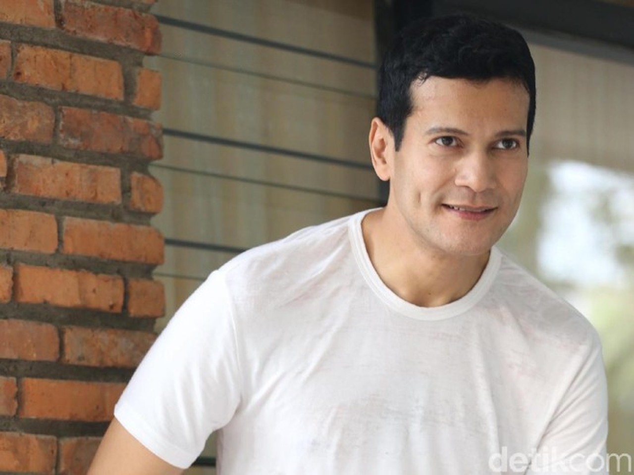 Adam Jordan Ungkap Sering Dicubit Emak-emak Akibat Peran Suami Tak Tegas