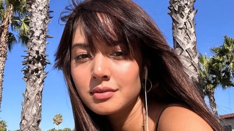 Aurelie Moeremans Ungkap Trauma Masa Lalu dalam Buku ‘Broken Strings’ Bukan untuk Balas Dendam