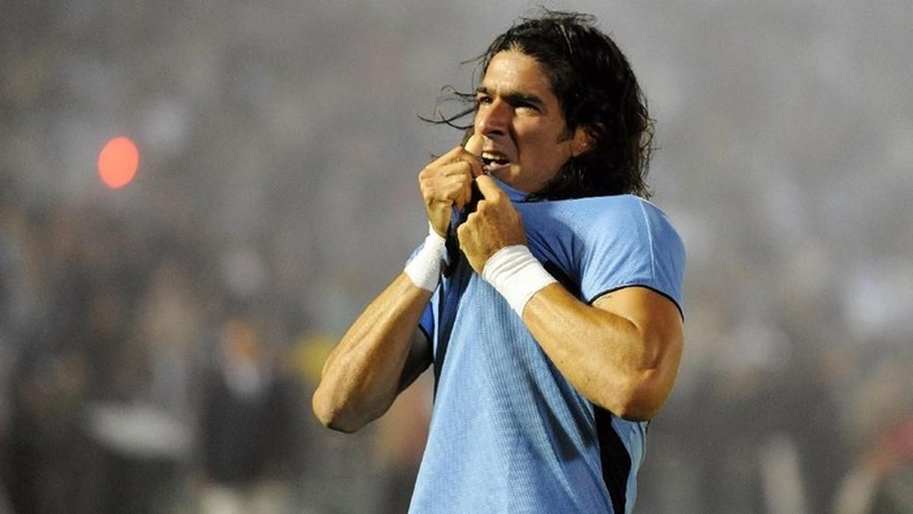 Sebastian Abreu Pemegang Rekor, Ini 10 Pesepakbola Paling Sering Pindah Klub Sepanjang Masa