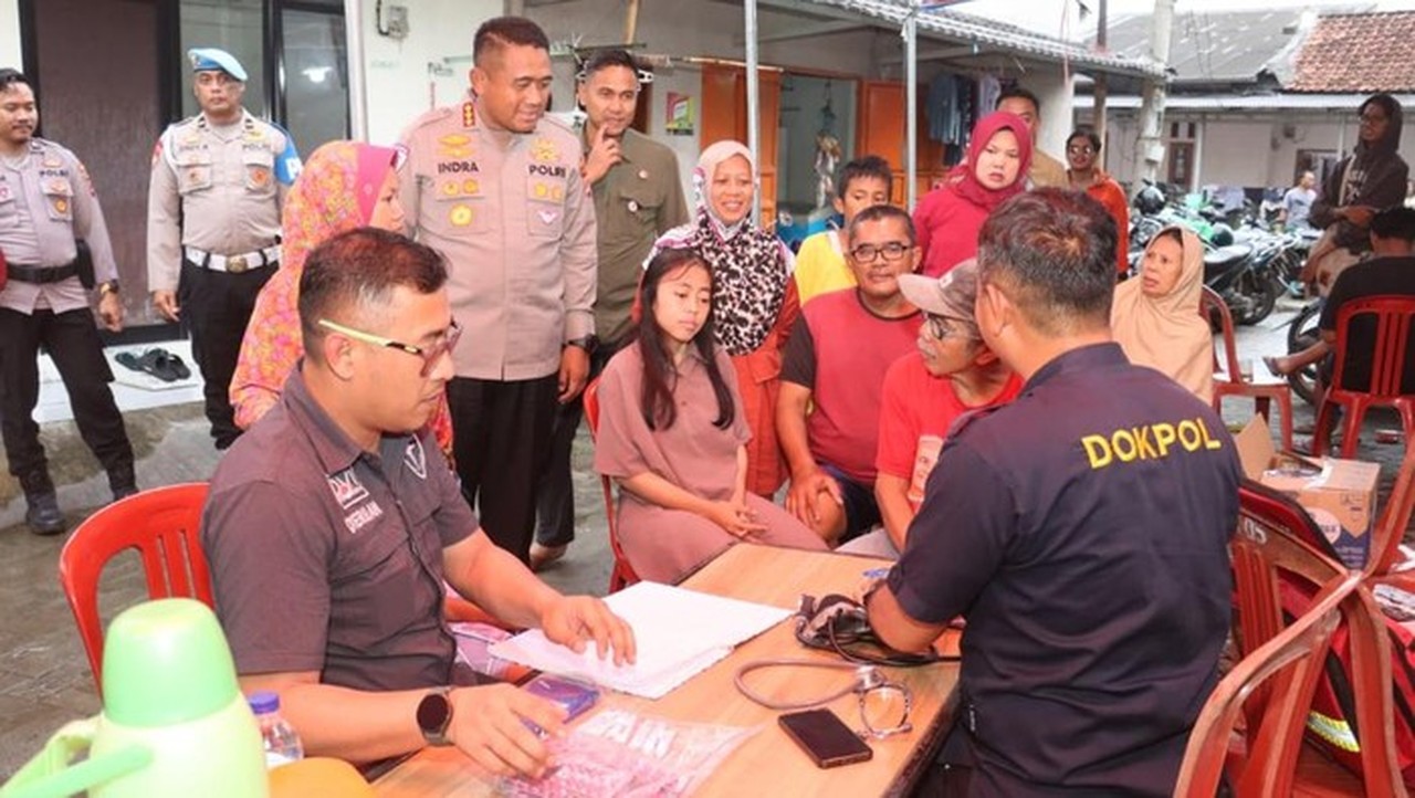 Kapolresta Tangerang Kerahkan Tim Medis Tangani Warga Terdampak Banjir Jayanti