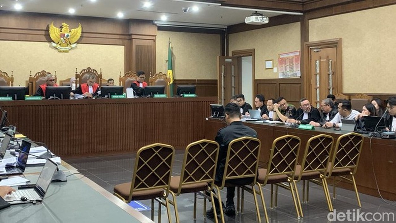 Terdakwa Ariyanto Akui Suap Hakim untuk Vonis Lepas Perkara Minyak Goreng