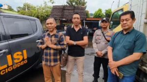 Mobil Boks Curian Ditemukan di Pinggir Sungai Bogor, Pelaku Kabur