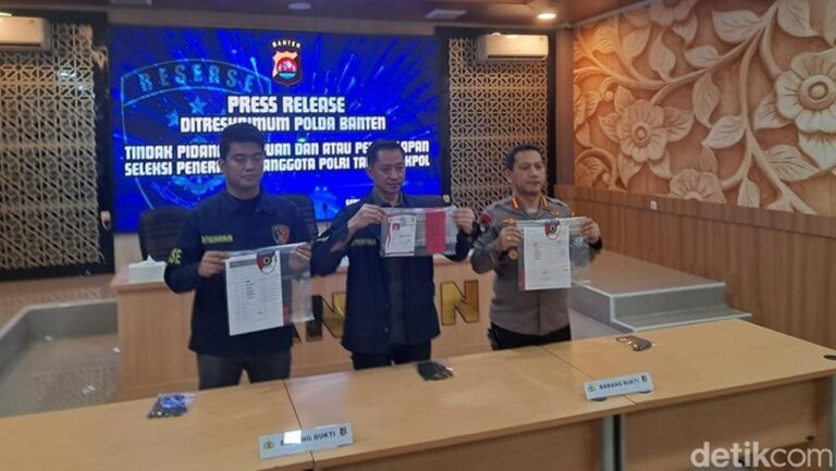 Polda Banten Tangkap Abah Jempol, Diduga Tipu Calo Akpol Rp 1 Miliar