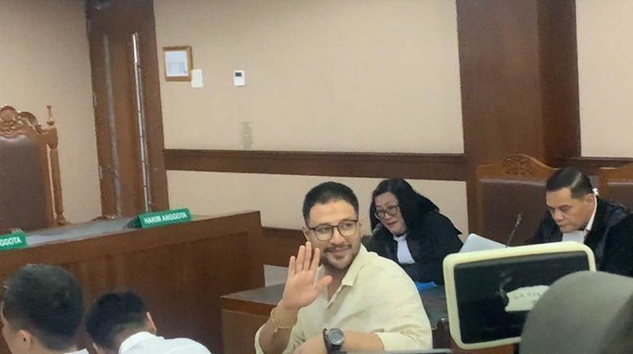 Jaksa Bacakan BAP Ammar Zoni: Saya Hanya ‘Gudang’ Sabu, Tapi Terdakwa Membantah Jaksa Bacakan BAP Ammar Zoni: Saya Hanya ‘Gudang’ Sabu, Tapi Terdakwa Membantah