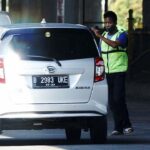 Polisi Bantah Pak Ogah Pasang Rantai di Exit Tol Rawa Buaya, Dishub yang Tutup Jalan