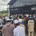 Kafe Diduga Jual Minuman Beralkohol di Bogor Ditutup Sementara Satpol PP Setelah Didemo Warga