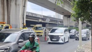 Exit Tol Rawa Buaya Dibuka Kembali Usai Polisi Tangkap 6 ‘Pak Ogah’