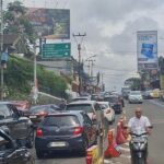 Long Weekend, 12.800 Kendaraan Memadati Jalur Puncak Bogor Hingga Siang Ini