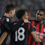 Drama Penalti AC Milan: Leao dan Nkunku Adu Mulut, Allegri Turun Tangan
