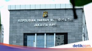 Jokowi Beri Restorative Justice, SP3 Terbit untuk Eggi Sudjana dan Damai Lubis Kasus Ijazah Palsu