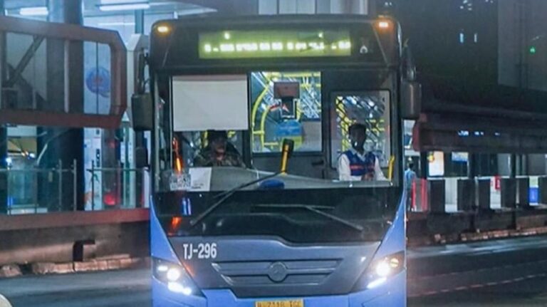 Dua Pria Onani di Bus TransJ Dibekuk, PT Transjakarta Apresiasi Penumpang