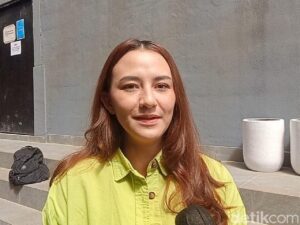 Dahlia Poland Tunjukkan Perubahan Positif Pasca Cerai, Dicky Prasetya Beri Dukungan Penuh