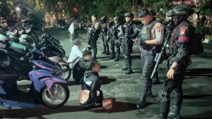 Polisi Gagalkan Tawuran dan Balap Liar di Jaktim, Sita Panah dan Celurit