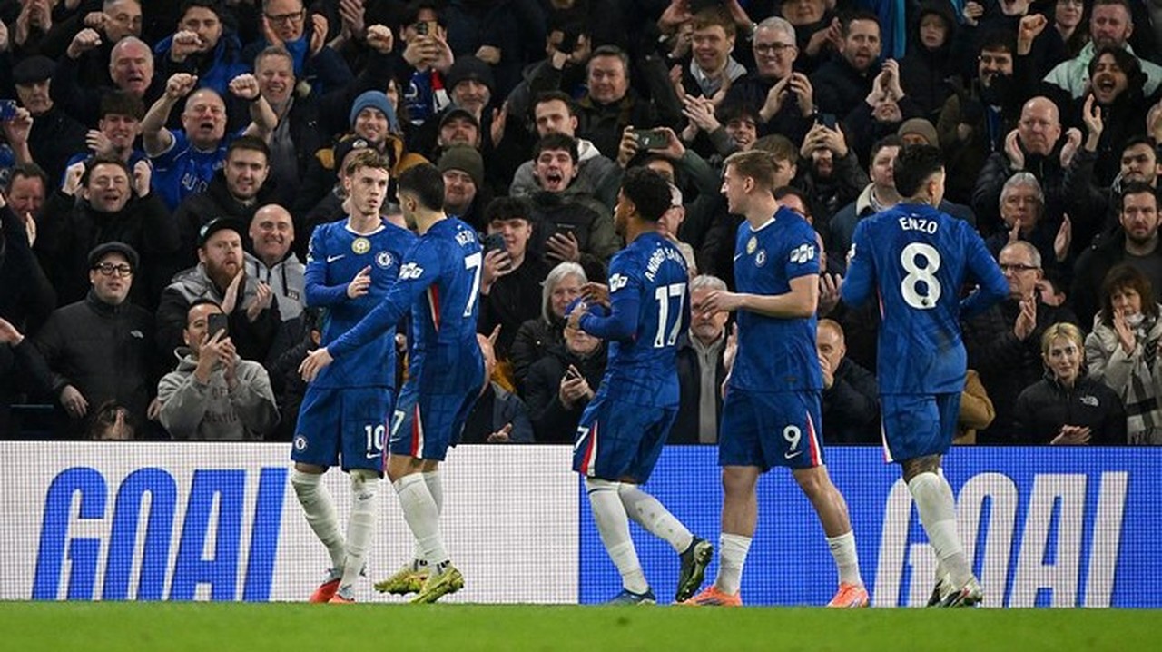 Chelsea Taklukkan Brentford 2-0 Berkat Gol Joao Pedro dan Cole Palmer