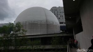 Antusiasme Tinggi, Tiket Teater Bintang Planetarium Jakarta Ludes Terjual Sepekan Penuh