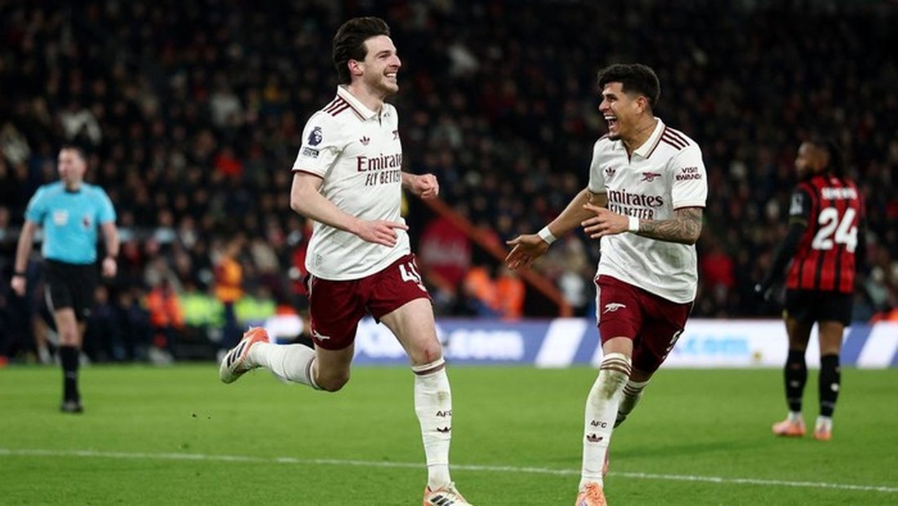 Declan Rice Cetak Brace, Arsenal Kokoh di Puncak Klasemen Liga Inggris