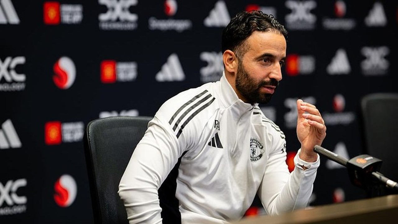 Ruben Amorim Dipecat Manchester United Usai Komentar Pedas ke Klub dan Gary Neville Ruben Amorim Dipecat Manchester United Usai Komentar Pedas ke Klub dan Gary Neville